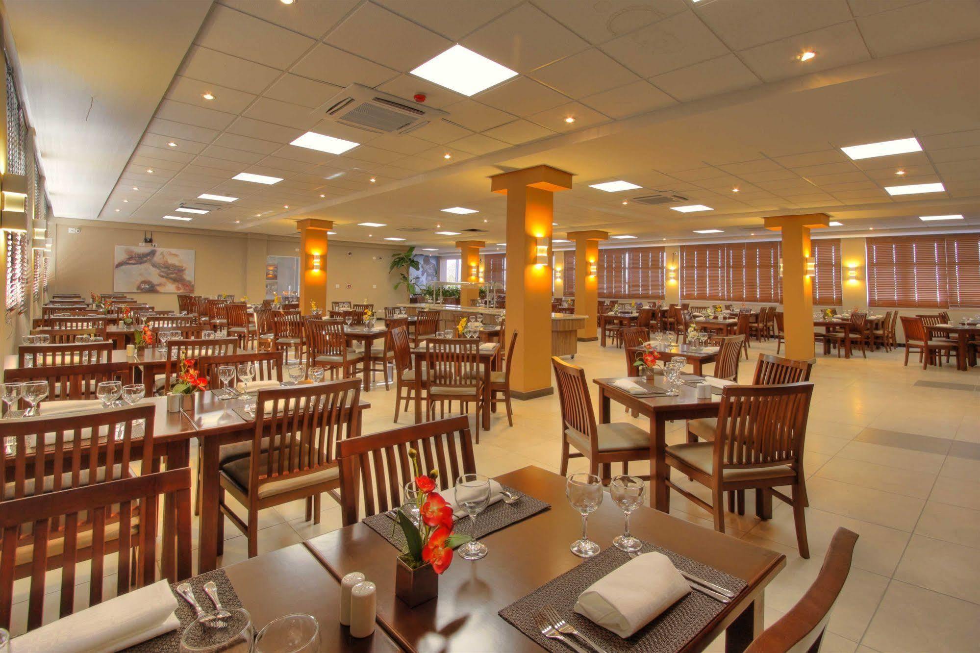 Bristol Portal Do Iguacu Curitiba Aeroporto Hotel Kültér fotó